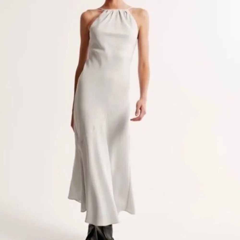 Abercrombie & Fitch high neck classy Maxi Dress nwt light gray